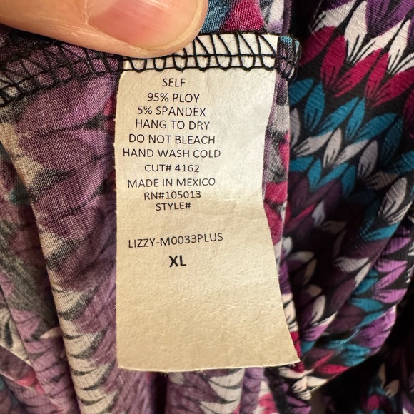 Dear Scarlett Zig Zag Stripe 3/4 Sleeve V Neck Tunic Top size XL - Picture 6 of 14